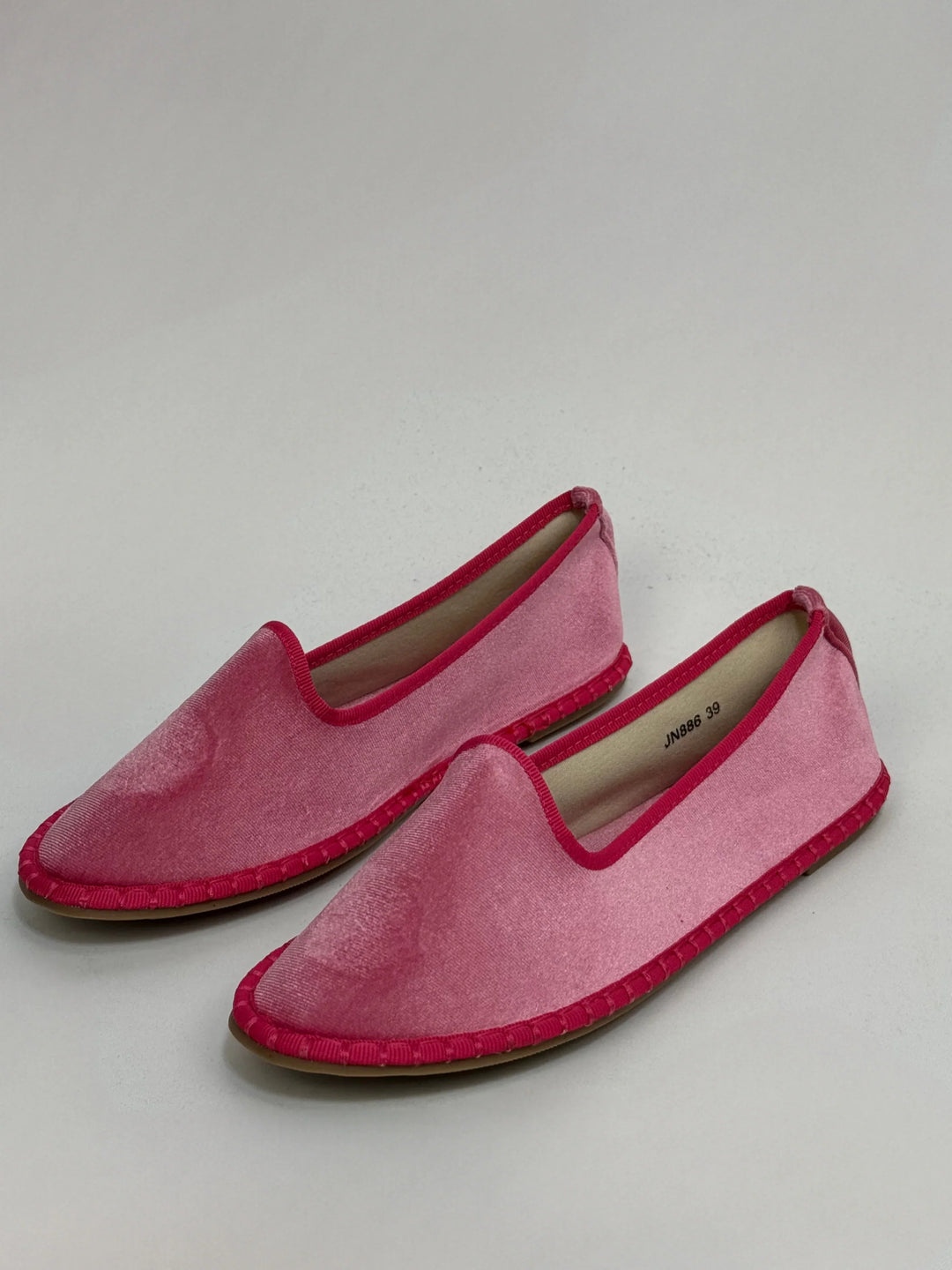 Velluto Chic – Pantofole Friulane in Velluto