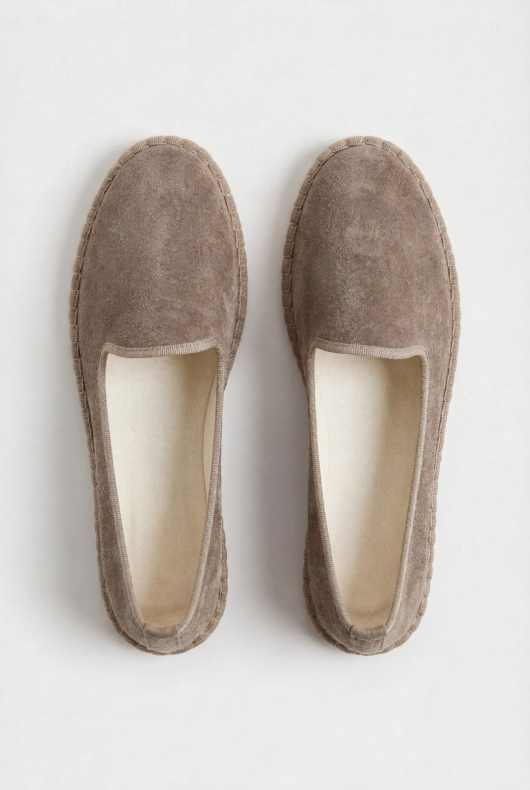 Velluto Chic – Pantofole Friulane in Velluto