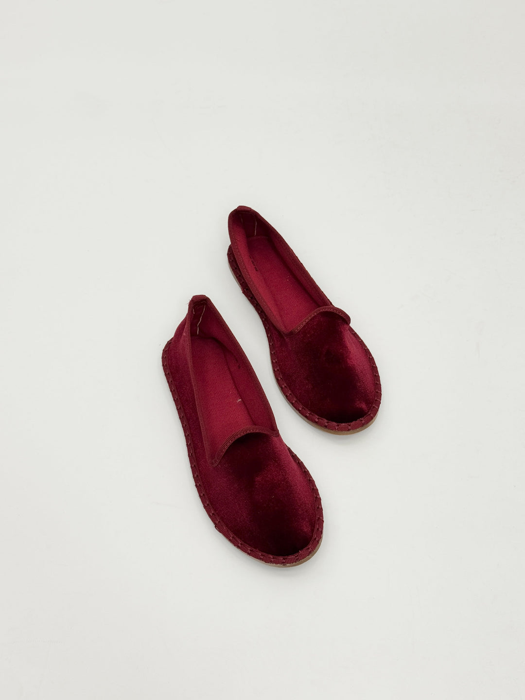 Velluto Chic – Pantofole Friulane in Velluto