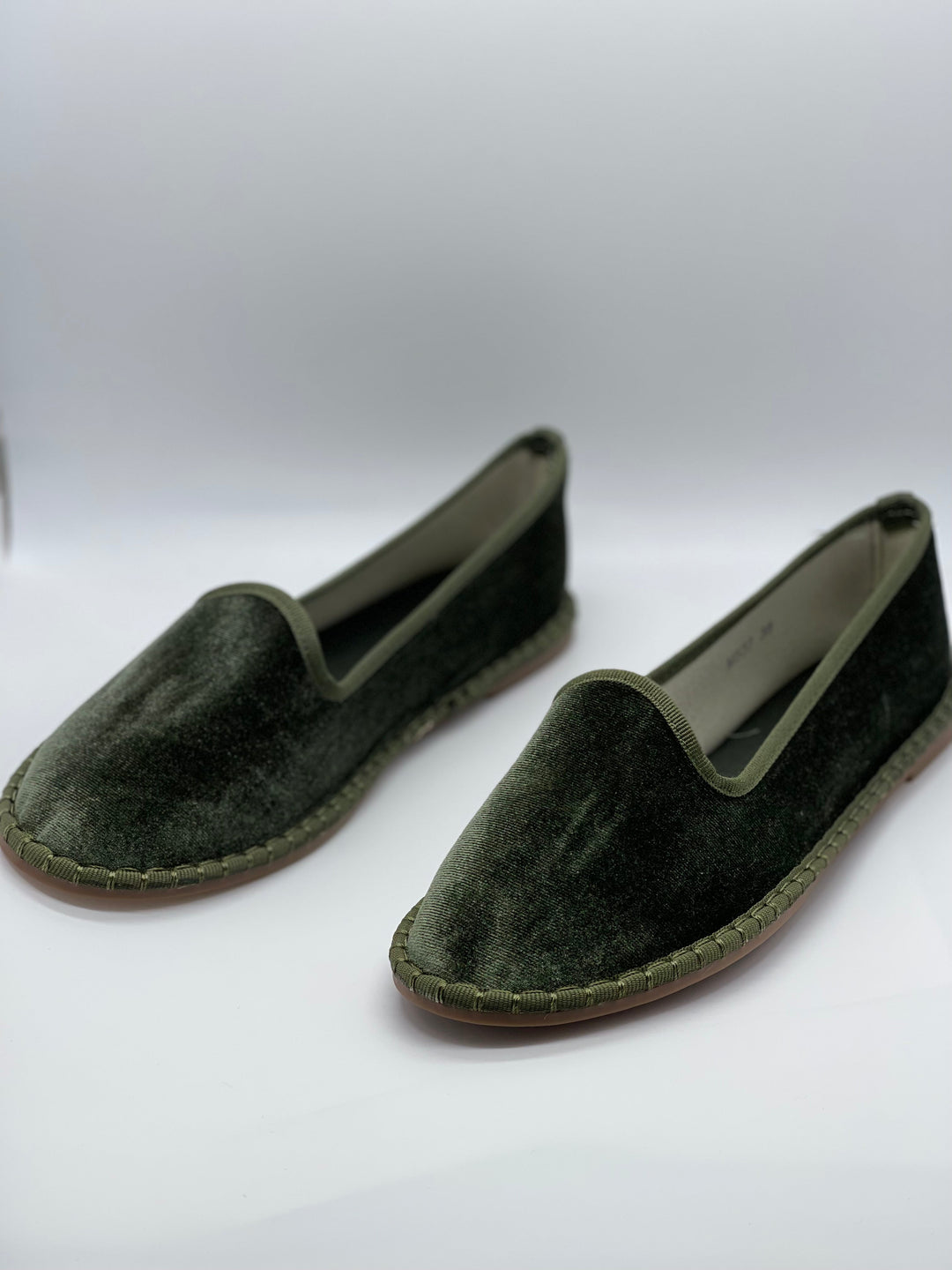 Velluto Chic – Pantofole Friulane in Velluto