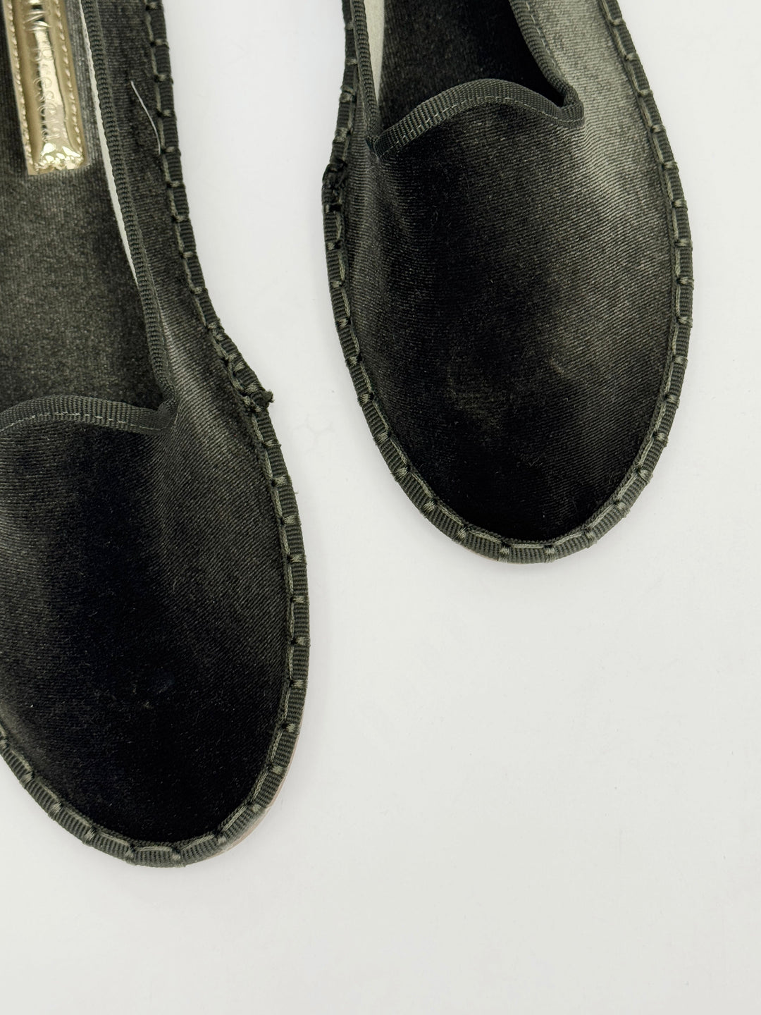 Velluto Chic – Pantofole Friulane in Velluto